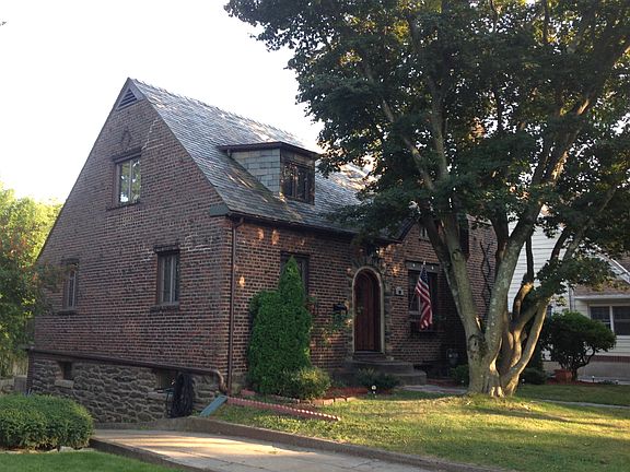 2nd image of 48 Archer Dr