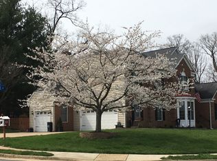 2600 Powdermill Ln, Vienna, VA 22181