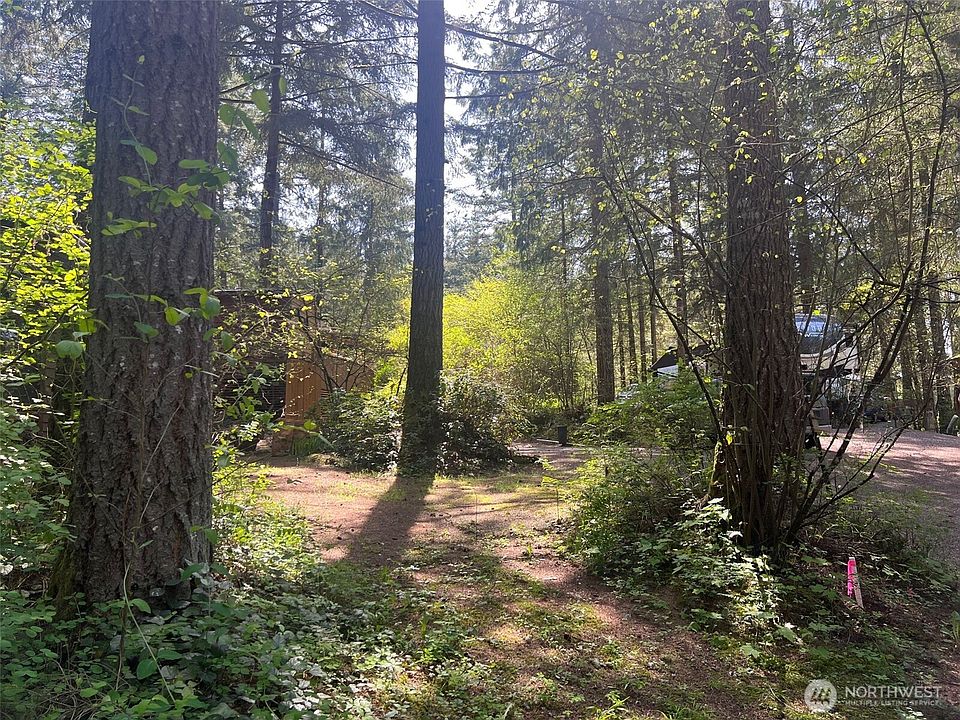 2nd image of 1546 Reservation Road SE #10