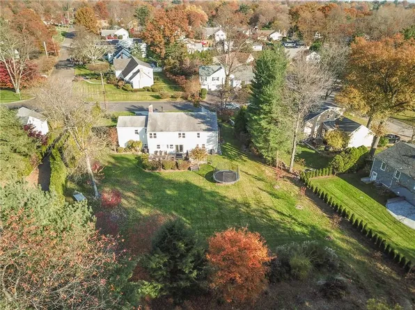184 Stuart Drive, New Rochelle, NY 10804