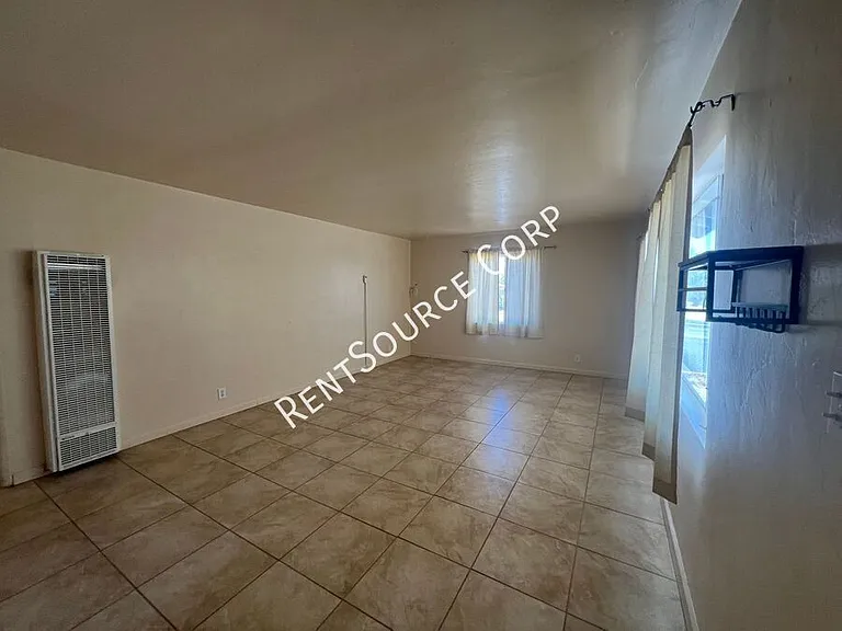 1360 Nancy St — Photo 4
