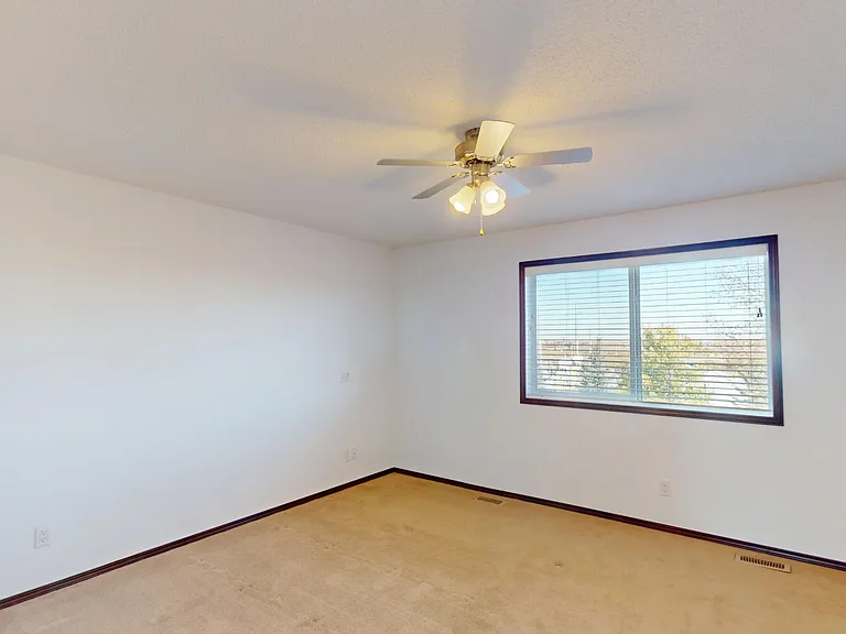 207 Auburn Glen Dr SE — Photo 14