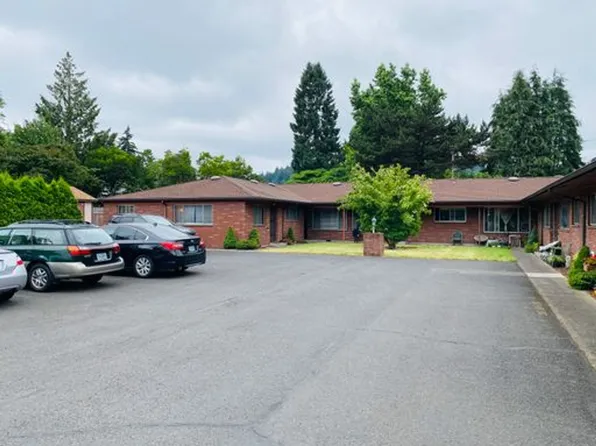 Single level 2 bed flat meets Midcentury COOL, 7035 SE Woodward St, Portland, OR 97206