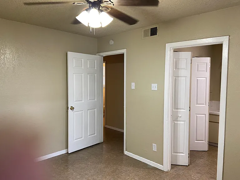 7727 Gallop Dr — Photo 11
