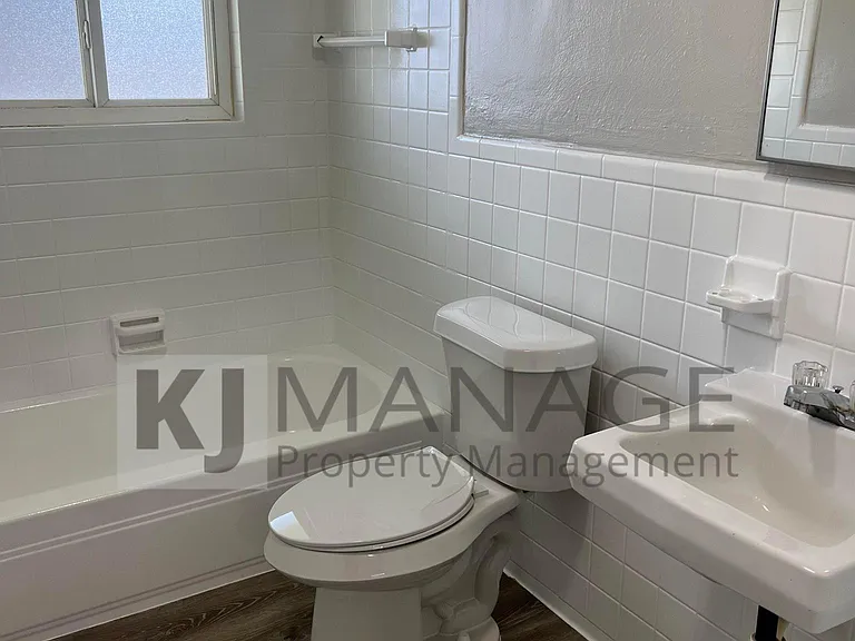 4026 Columbus St #4032-3 — Photo 6