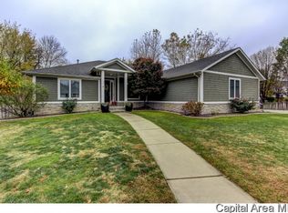 2316 Harbor Lndg, Springfield, IL 62712