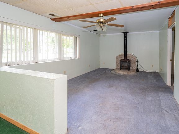 4th image of 35145 Sweet Lake Dr