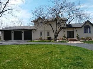 1000 Roslyn Rd, Olympia Fields, IL 60461