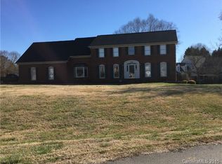 101 Wyndham Cv, Cherryville, NC 28021