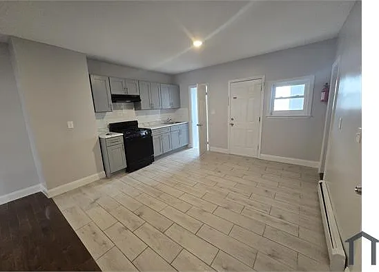 45 Fleming Ave #2
