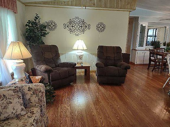 5th image of 1826 Bloom Dr #290