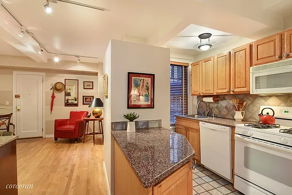 Sold by Corcoran | media 14