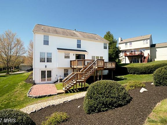 3rd image of 3 New Brunswick Ct