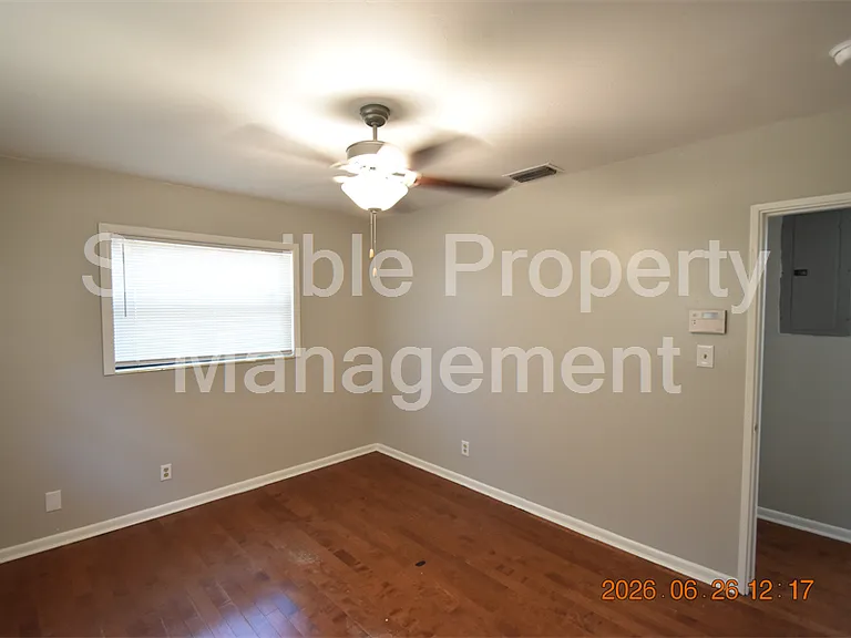 4414 W Wyoming Ave — Photo 12