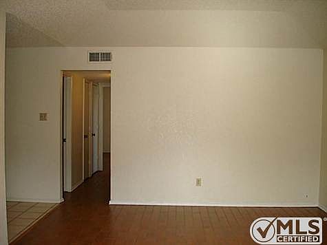 1st image of 2519 Esquire Dr