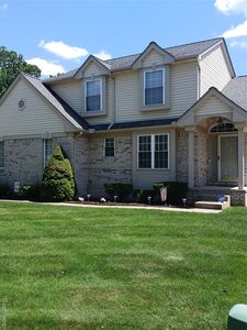 8086 Pickering Pl, Westland, MI, 48185