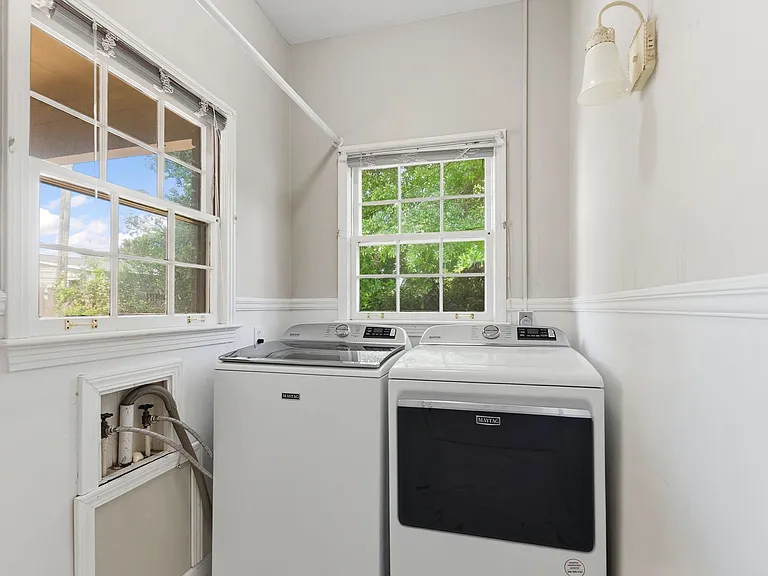 253 Cedar Crst — Photo 13