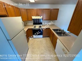 1223 Zajak Dr #31, Baraboo, WI 53913