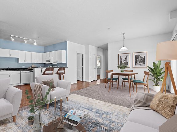 3rd image of 3011 N Charleville Rd #209