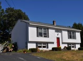 4 Locust Ln, South Berwick, ME 03908