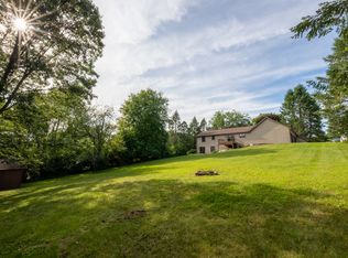 7548 Kilkenny Dr, Brighton, MI 48116