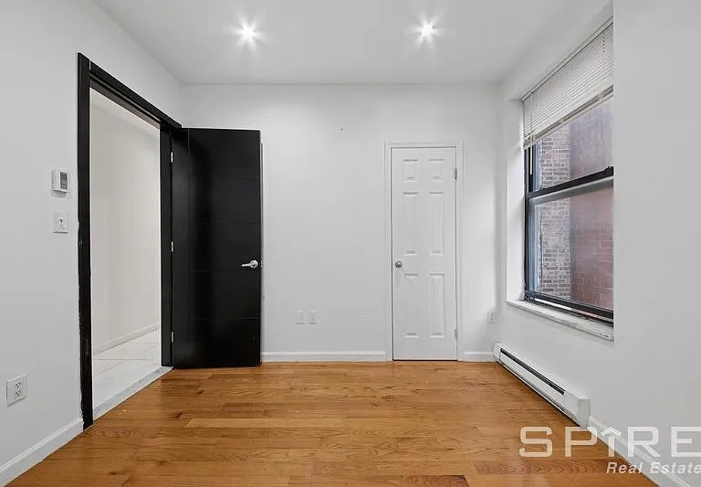 204 W 108th St #Penthouse 6 — Photo 8
