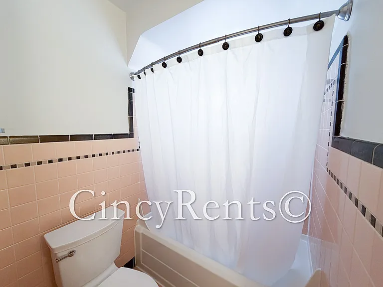 837 Van Dyke Ave #3 — Photo 15