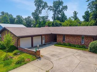 908 E Livingston St, Celina, OH 45822