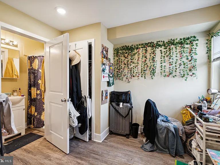 2214 N Camac St #1 — Photo 11