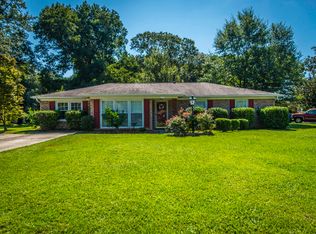 8276 Delhi Rd, North Charleston, SC 29406