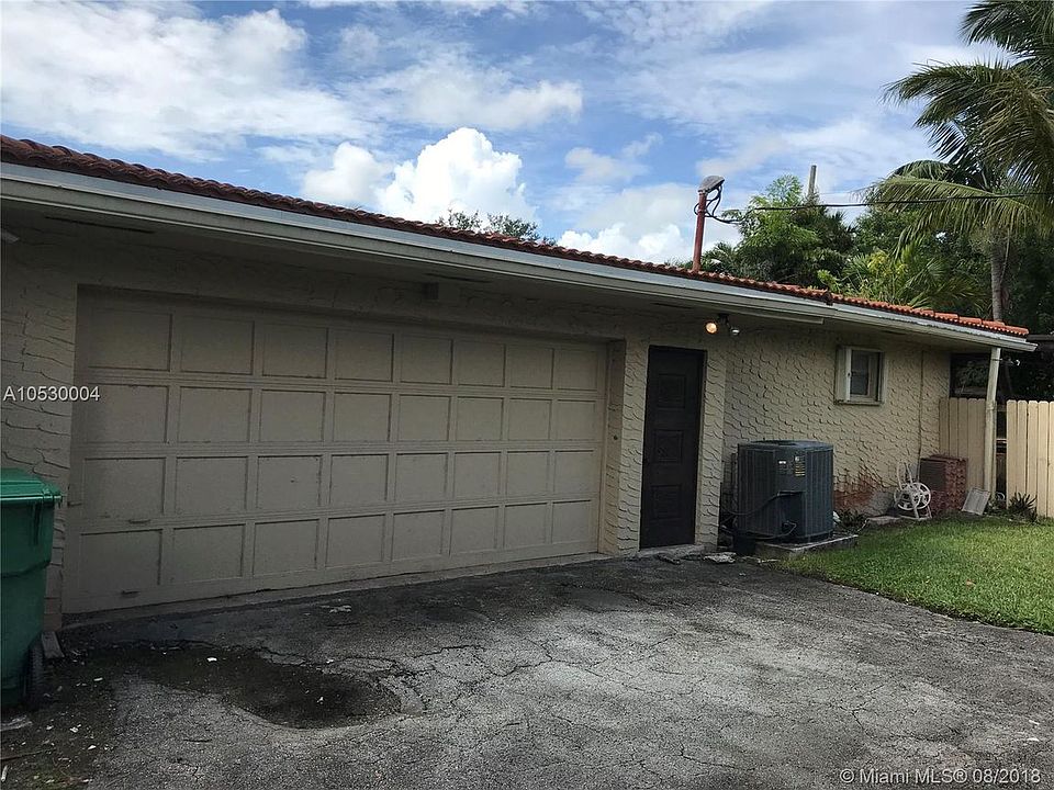 2nd image of 11750 SW 97th Ave