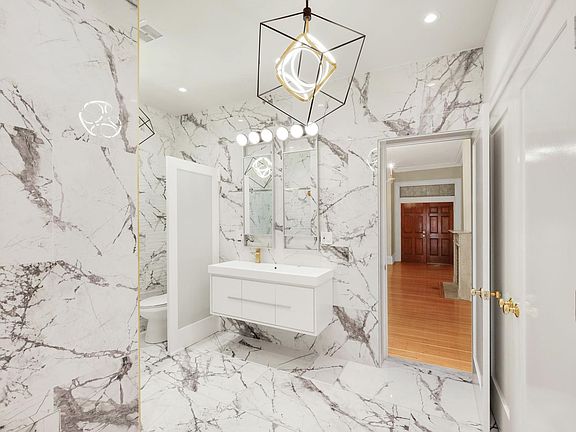 4th image of 1534 Pine St #101F