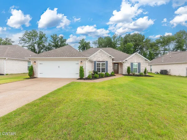 54 Golden Brooke Dr, Jackson, TN 38305