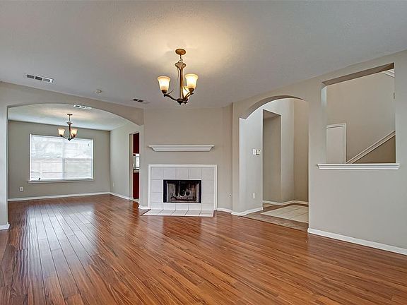 5th image of 16206 Mission Glen Dr