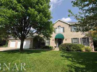 1909 Redbud Ln, Bloomington, IL 61704