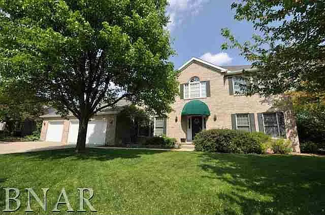 1909 Redbud Ln photo 1