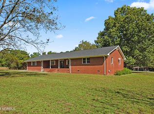 6958 Gum Branch Rd, Richlands, NC 28574