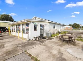 2490 N Woodland Blvd, Deland, FL 32720