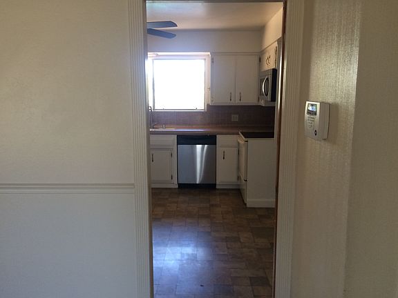 5th image of 4734 Wilmer St