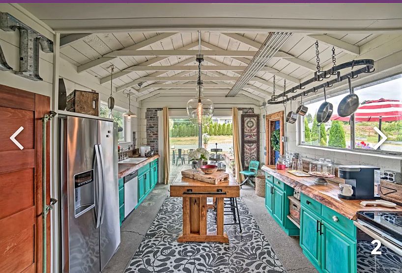 Fully equipped country kitchen