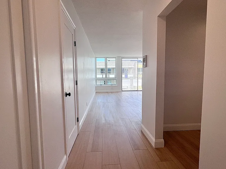 50 Park St #41 — Photo 8