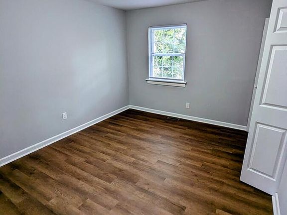4th image of 2007 Fairfield Ave APT B