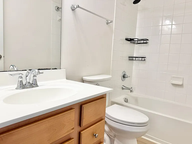 127 Streamview Dr — Photo 23