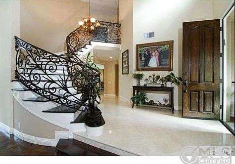 5th image of 7451 Westcliff Dr
