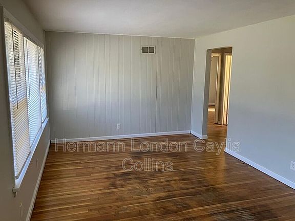 3rd image of 1049 Willmann Ct