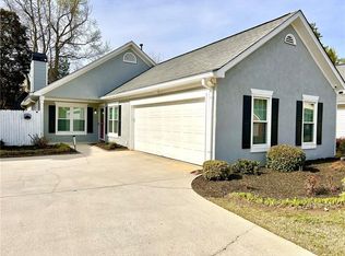 210 Woodstream Way, Fayetteville, GA 30214