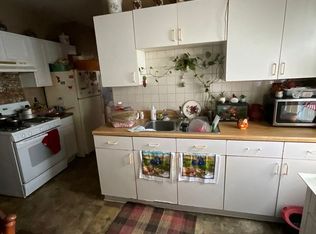 8726 W Mitchell St, Milwaukee, WI 53214