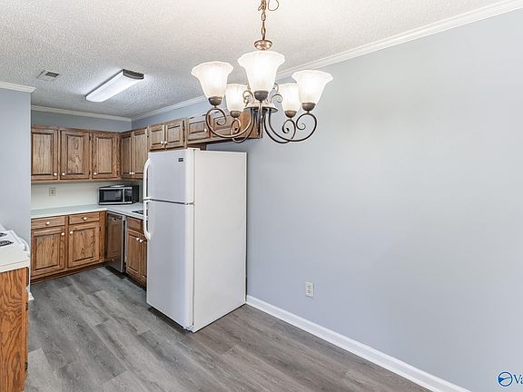 3rd image of 1802 Liberty Dr Unit 1802