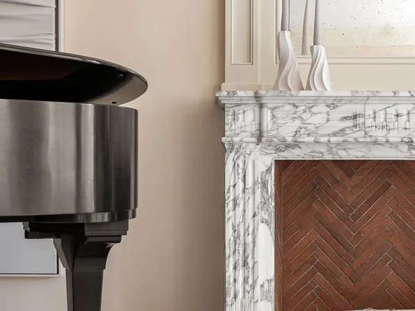 15 West 81st Street image 5 of 33