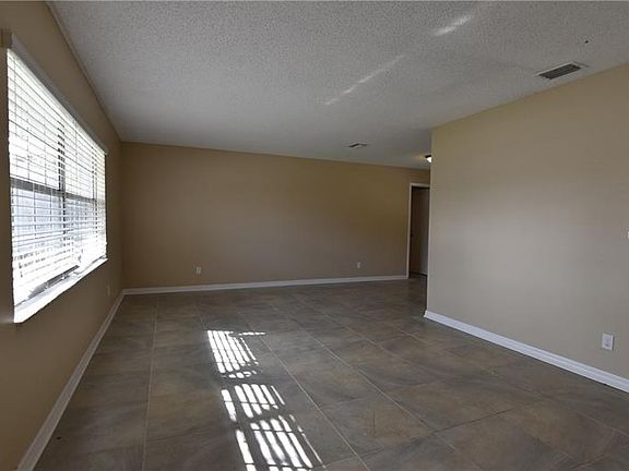 2nd image of 3981 Orkney Ave